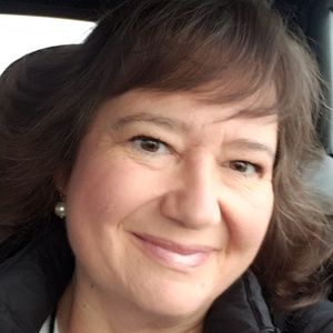 Meet your Posher, Becky